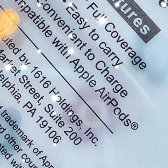 AirPods case - Picture 3 of 3